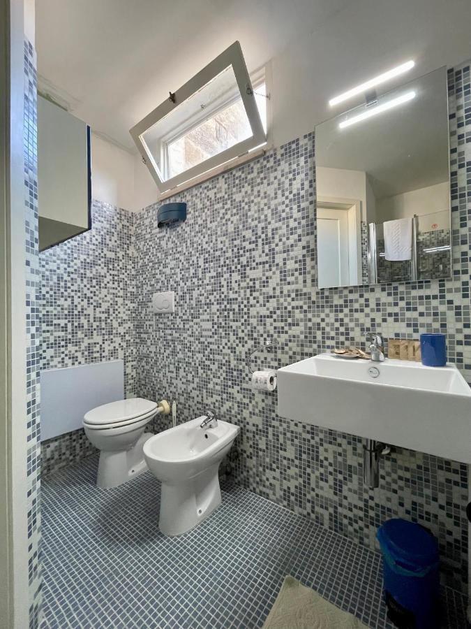 4 Balconi House-Appartamento Salentino Nel Centro Di Lecce Buitenkant foto